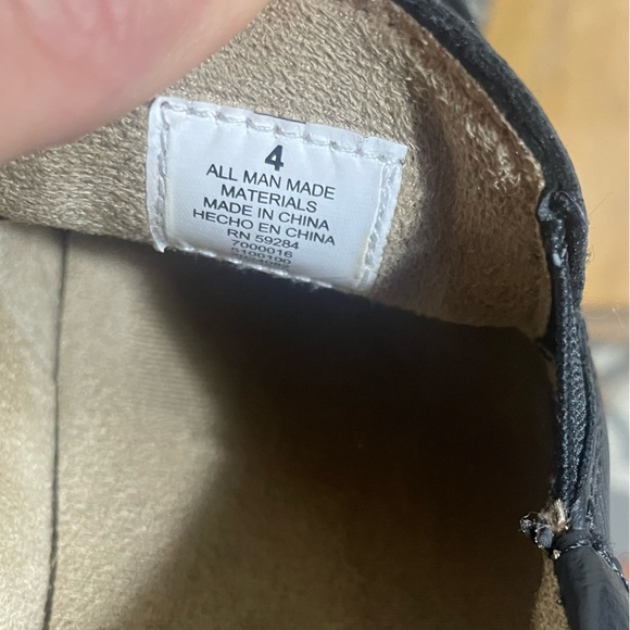 Place Black Dress Loafers Size 4 - Picture 7 of 7